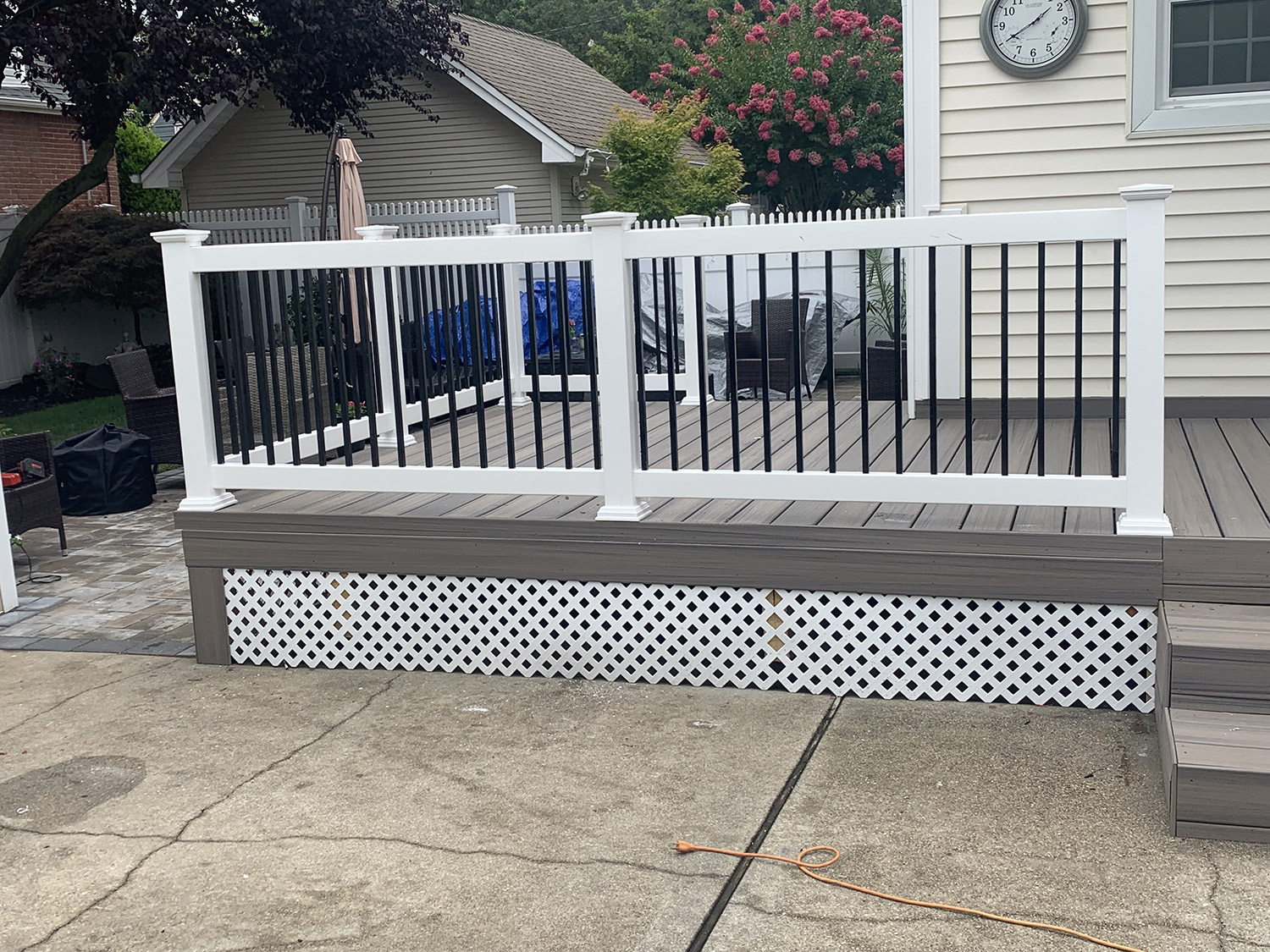 RAILING PVC 2 TONE