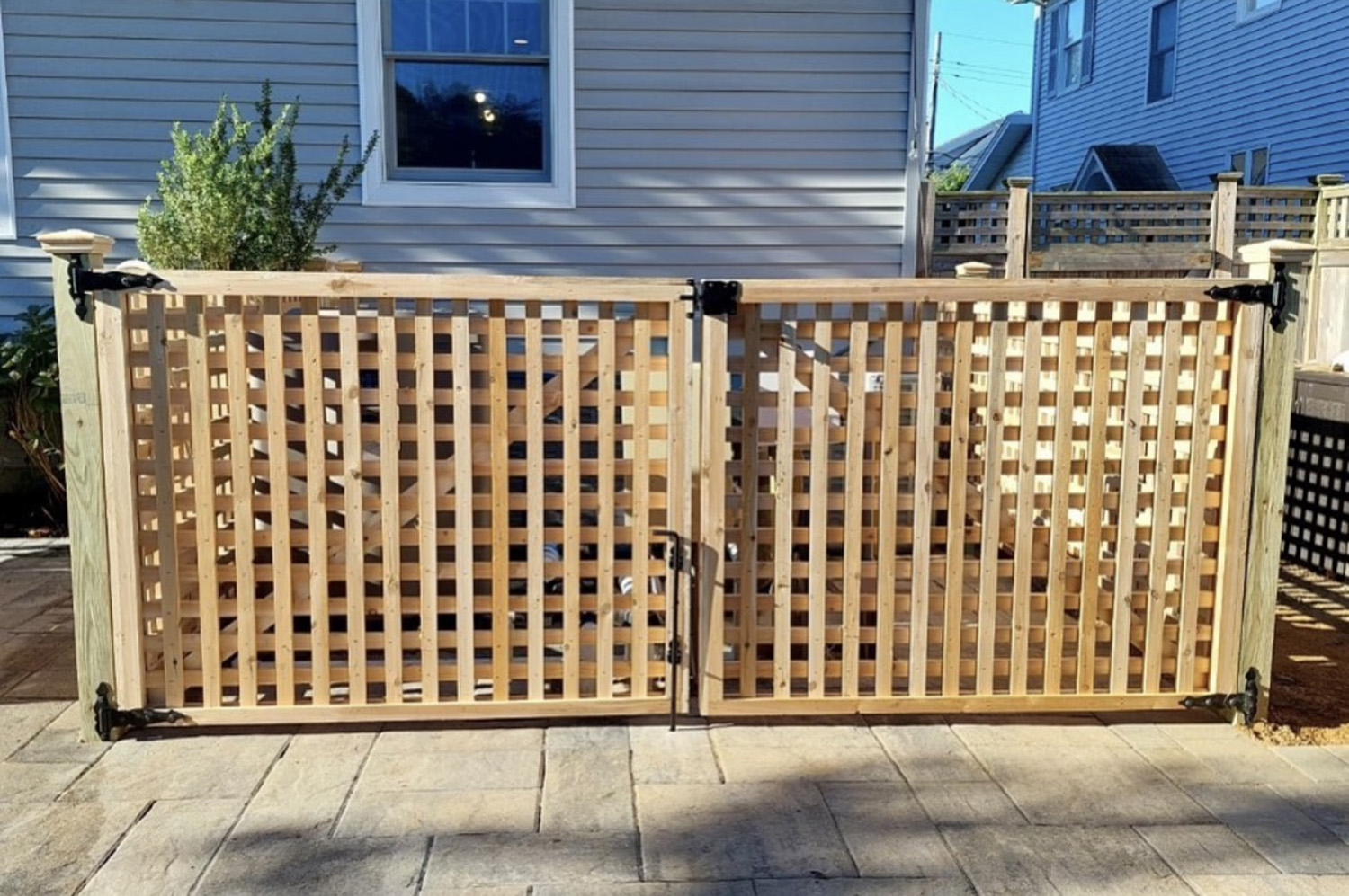 CEDAR GATES FULL LATTICE