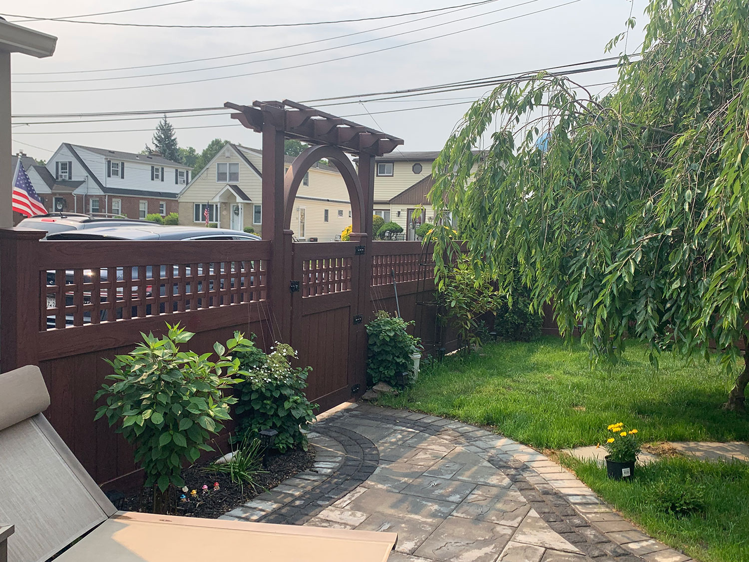 PVC WOODGRAIN ROSEWOOD ARBOR